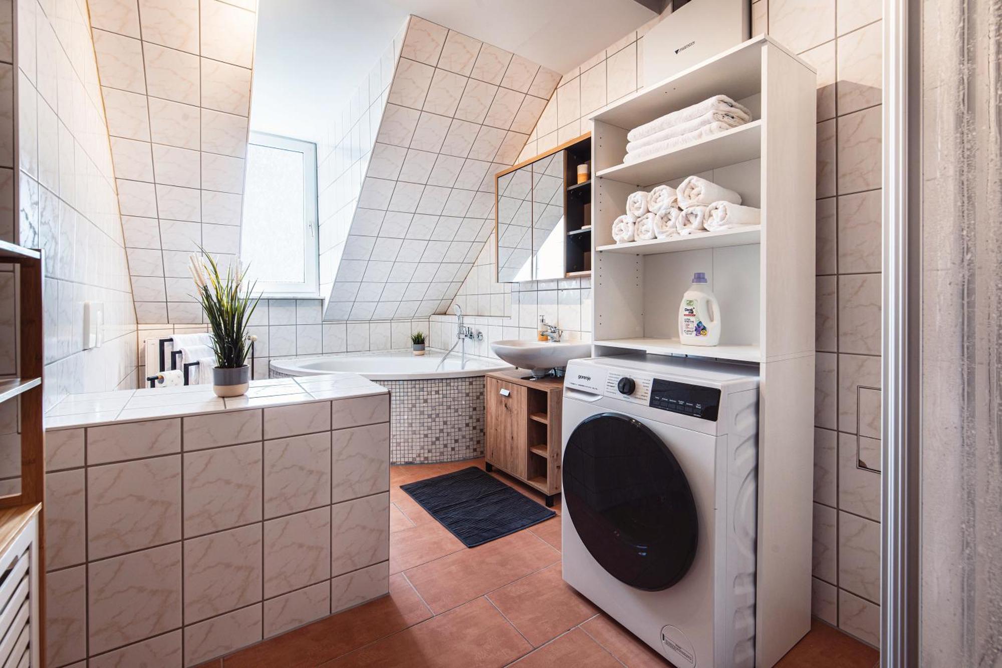 Grosszuegiges Apartment - Zentral - Kueche - Familienfreundlich Ерфурт Екстер'єр фото